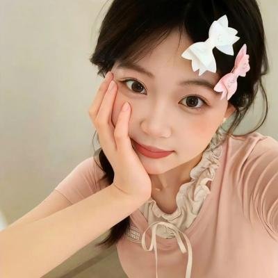 两个月亮